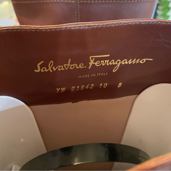 Salvatore Ferragamo Women’s Tall Brown Leather Riding Boots Size 10B - Picture 12 of 12